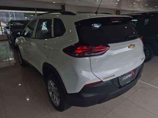 CHEVROLET-TRACKER-2022