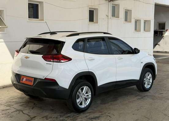 CHEVROLET-TRACKER-2022