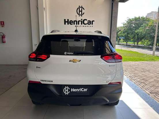 CHEVROLET-TRACKER-2025