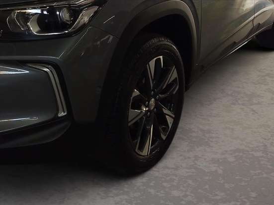 CHEVROLET-TRACKER-2022