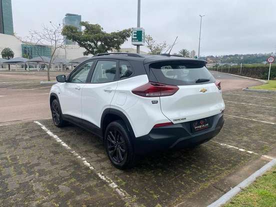 CHEVROLET-TRACKER-2022