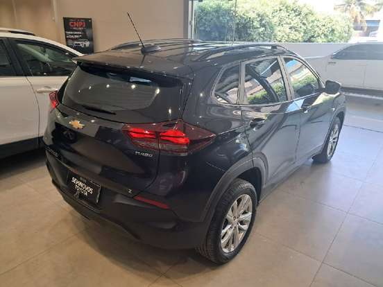 CHEVROLET-TRACKER-2023