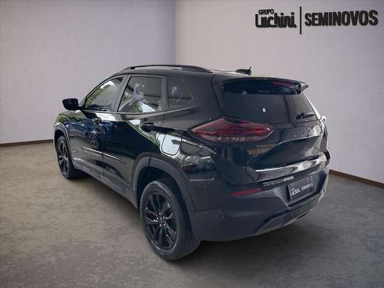 CHEVROLET-TRACKER-2023