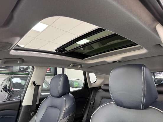 CHEVROLET-TRACKER-2020