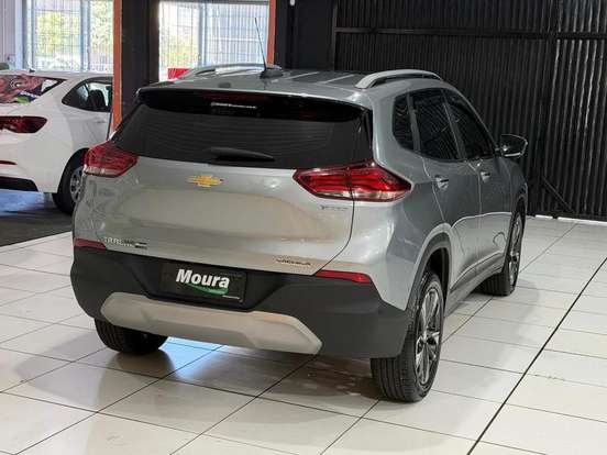 CHEVROLET-TRACKER-2023