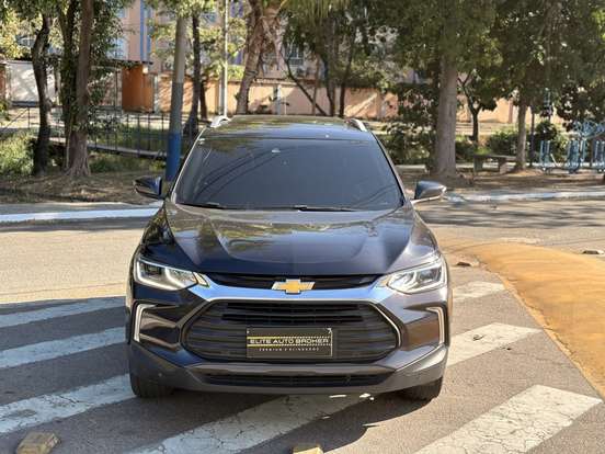 CHEVROLET-TRACKER-2023