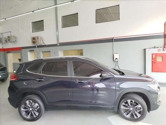 CHEVROLET-TRACKER-2025