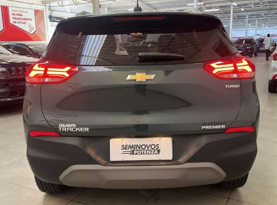 CHEVROLET-TRACKER-2024