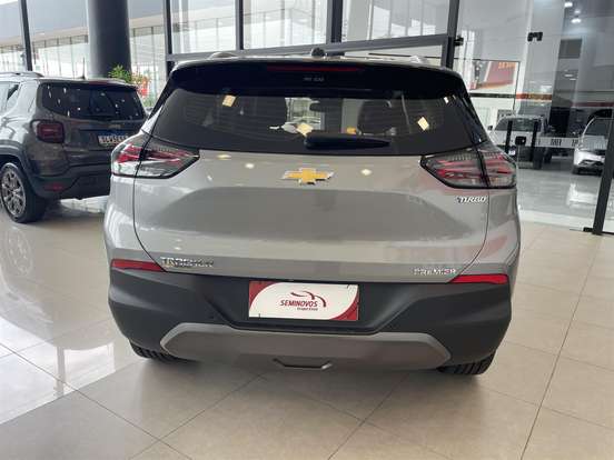CHEVROLET-TRACKER-2025