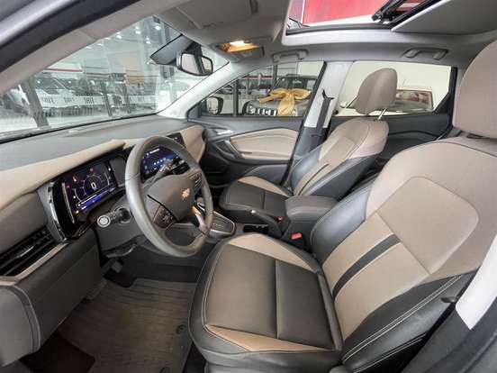 CHEVROLET-TRACKER-2025