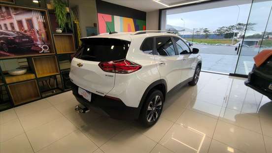 CHEVROLET-TRACKER-2023