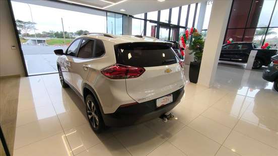 CHEVROLET-TRACKER-2023