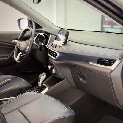 CHEVROLET-TRACKER-2020