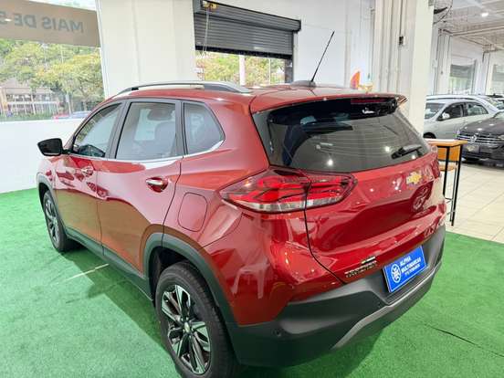 CHEVROLET-TRACKER-2024