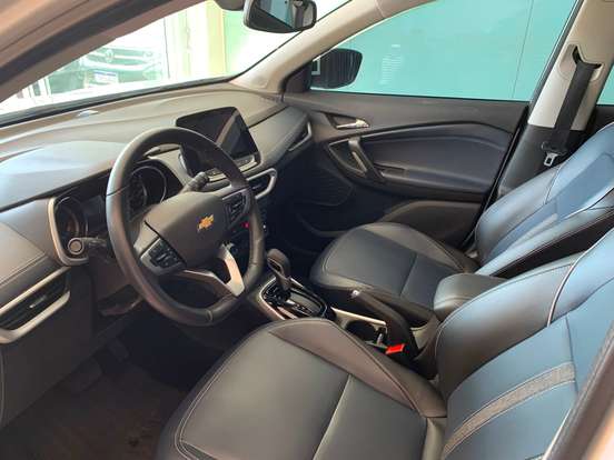 CHEVROLET-TRACKER-2023
