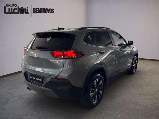 CHEVROLET-TRACKER-2023