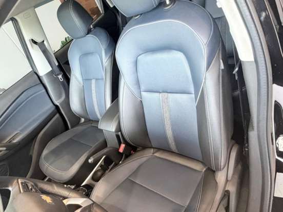 CHEVROLET-TRACKER-2025