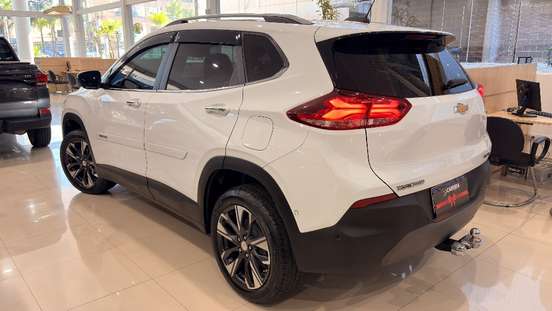 CHEVROLET-TRACKER-2024