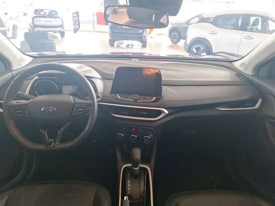 CHEVROLET-TRACKER-2023