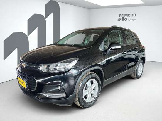 CHEVROLET-TRACKER-2019