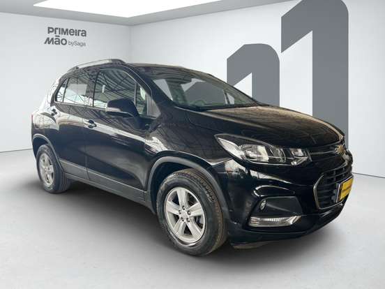 CHEVROLET-TRACKER-2019