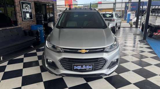 CHEVROLET-TRACKER-2017