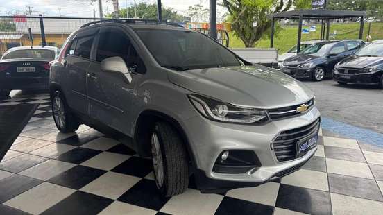 CHEVROLET-TRACKER-2017