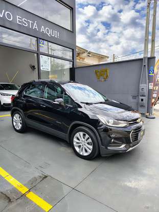 CHEVROLET-TRACKER-2017