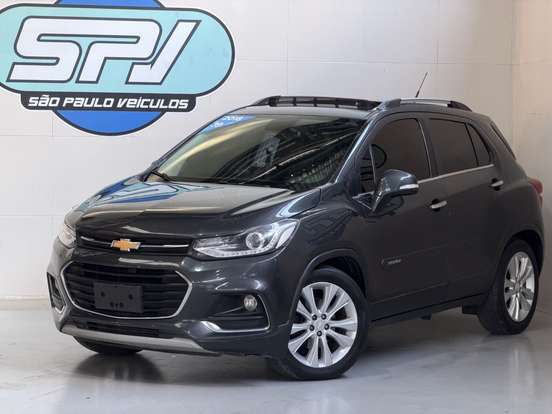 CHEVROLET-TRACKER-2018