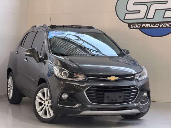CHEVROLET-TRACKER-2018