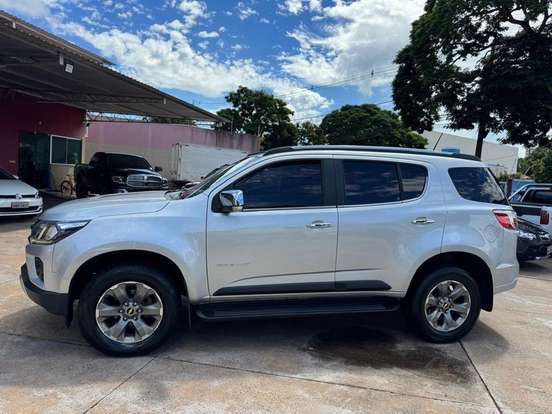 CHEVROLET-TRAILBLAZER-2021