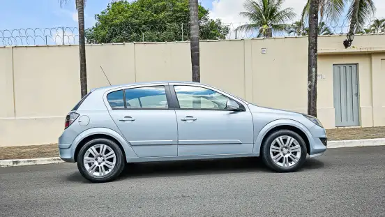 CHEVROLET-VECTRA-2009