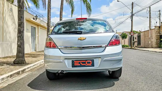 CHEVROLET-VECTRA-2.0 MPFI GT HATCH 8V FLEX 4P MANUAL CHEVROLET-VECTRA-2009