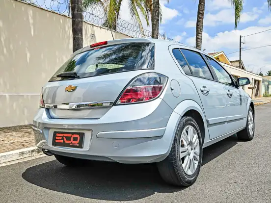 CHEVROLET-VECTRA-2.0 MPFI GT HATCH 8V FLEX 4P MANUAL CHEVROLET-VECTRA-2009