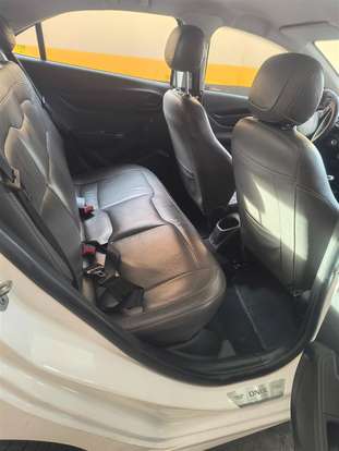 CHEVROLET-ONIX-1.0 MPFI LT 8V FLEX 4P MANUAL CHEVROLET-ONIX-2015