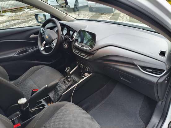 CHEVROLET-ONIX-2020