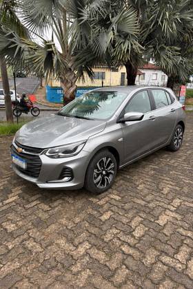 CHEVROLET ONIX 1.0 TURBO FLEX PREMIER AUTOMÁTICO