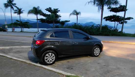 CHEVROLET-ONIX-2015