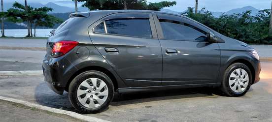 CHEVROLET-ONIX-2015
