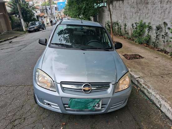 CHEVROLET-PRISMA-2010