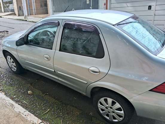 CHEVROLET-PRISMA-2010