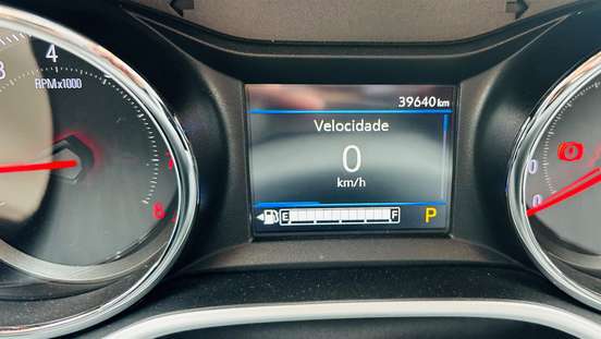 CHEVROLET-TRACKER-2023