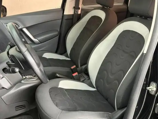 CITROËN-C3-1.6 TENDANCE 16V FLEX 4P AUTOMÁTICO CITROËN-C3-2014
