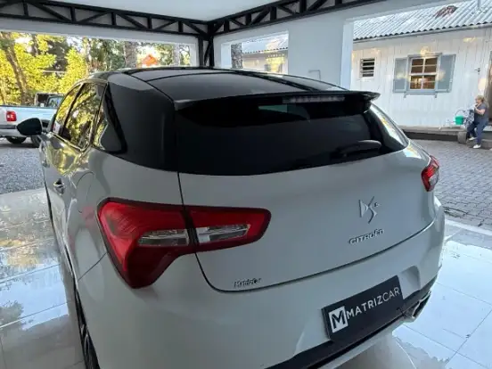 CITROËN-DS5-1.6 THP GASOLINA BVA CITROËN-DS5-2013