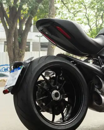 DUCATI-DIAVEL 1260 S-2021