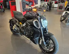 DUCATI DIAVEL V4 DUCATI DIAVEL V4