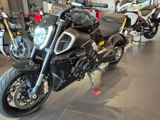 DUCATI-DIAVEL V4 DUCATI-DIAVEL V4-2025