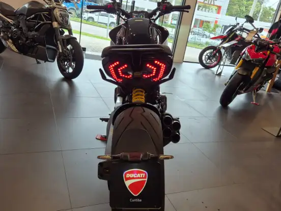 DUCATI-DIAVEL V4 DUCATI-DIAVEL V4-2025