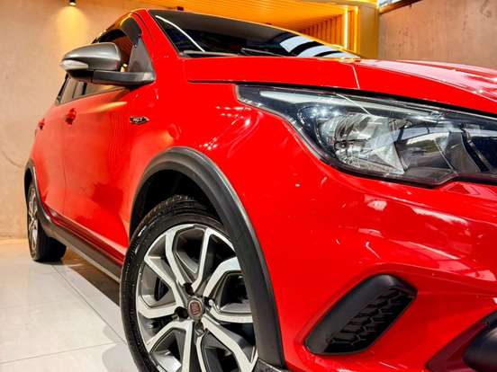 FIAT-ARGO-1.8 E.TORQ FLEX HGT MANUAL FIAT-ARGO-2017