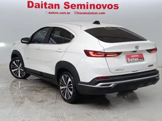 FIAT-FASTBACK-2023